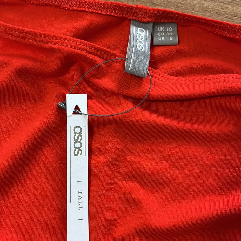 Dress - Picture 6 of 6